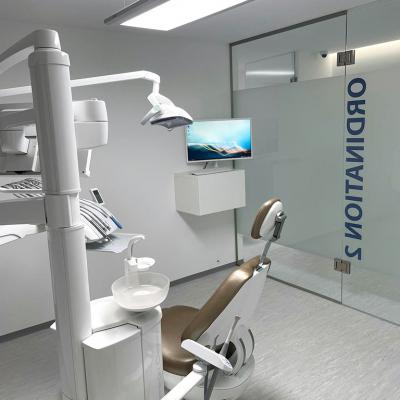 Ein Behandlungsraum in der Zahnarztpraxis Dr. Dagmara Pachel-Tettinger,  Ansicht 2